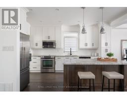 1067 Shaw Drive, Mississauga, ON L5G3Z3 Photo 10