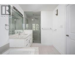 1067 Shaw Drive, Mississauga, ON L5G3Z3 Photo 37