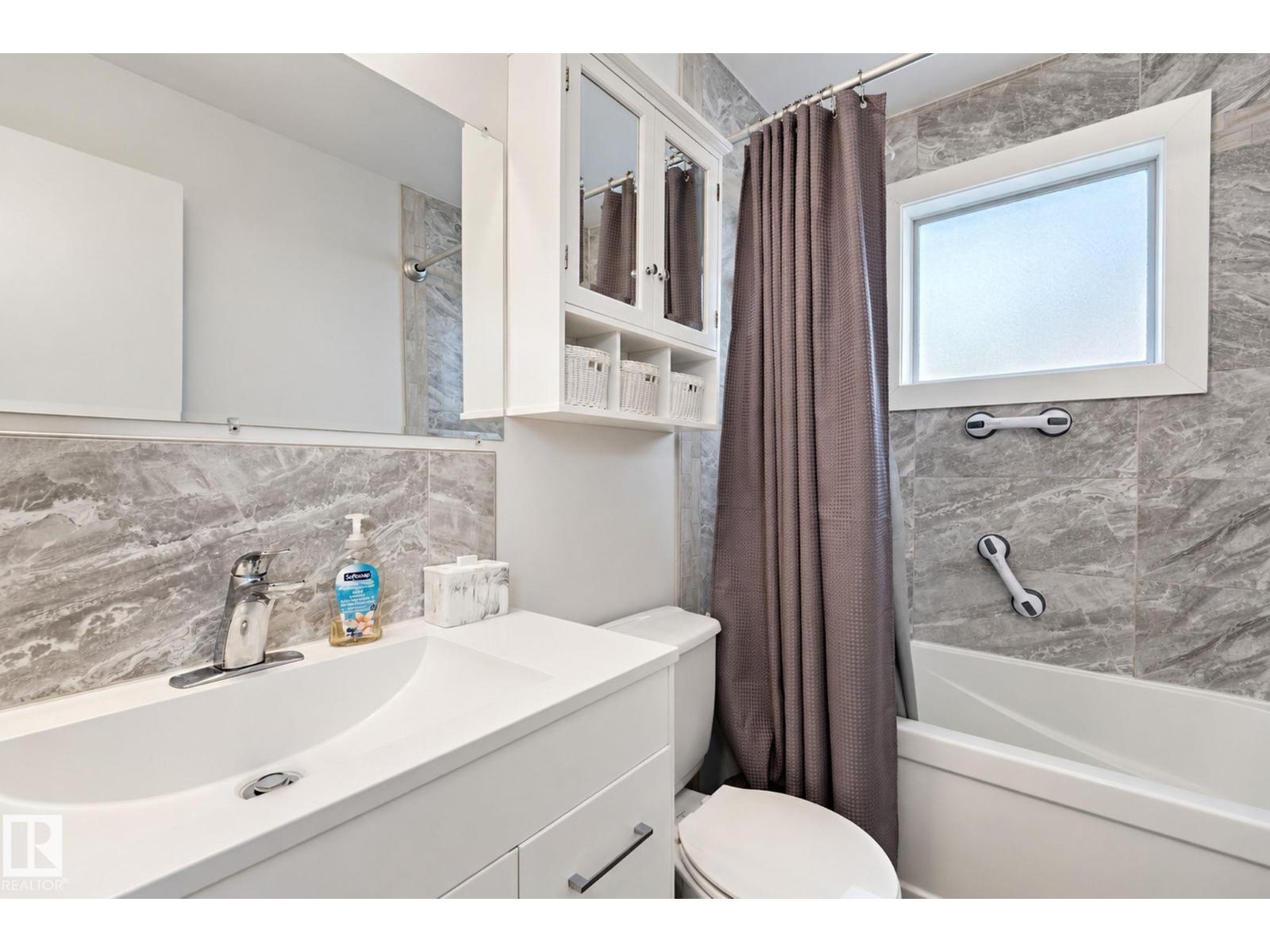 9 AKINS DR, St. Albert — photo 15
