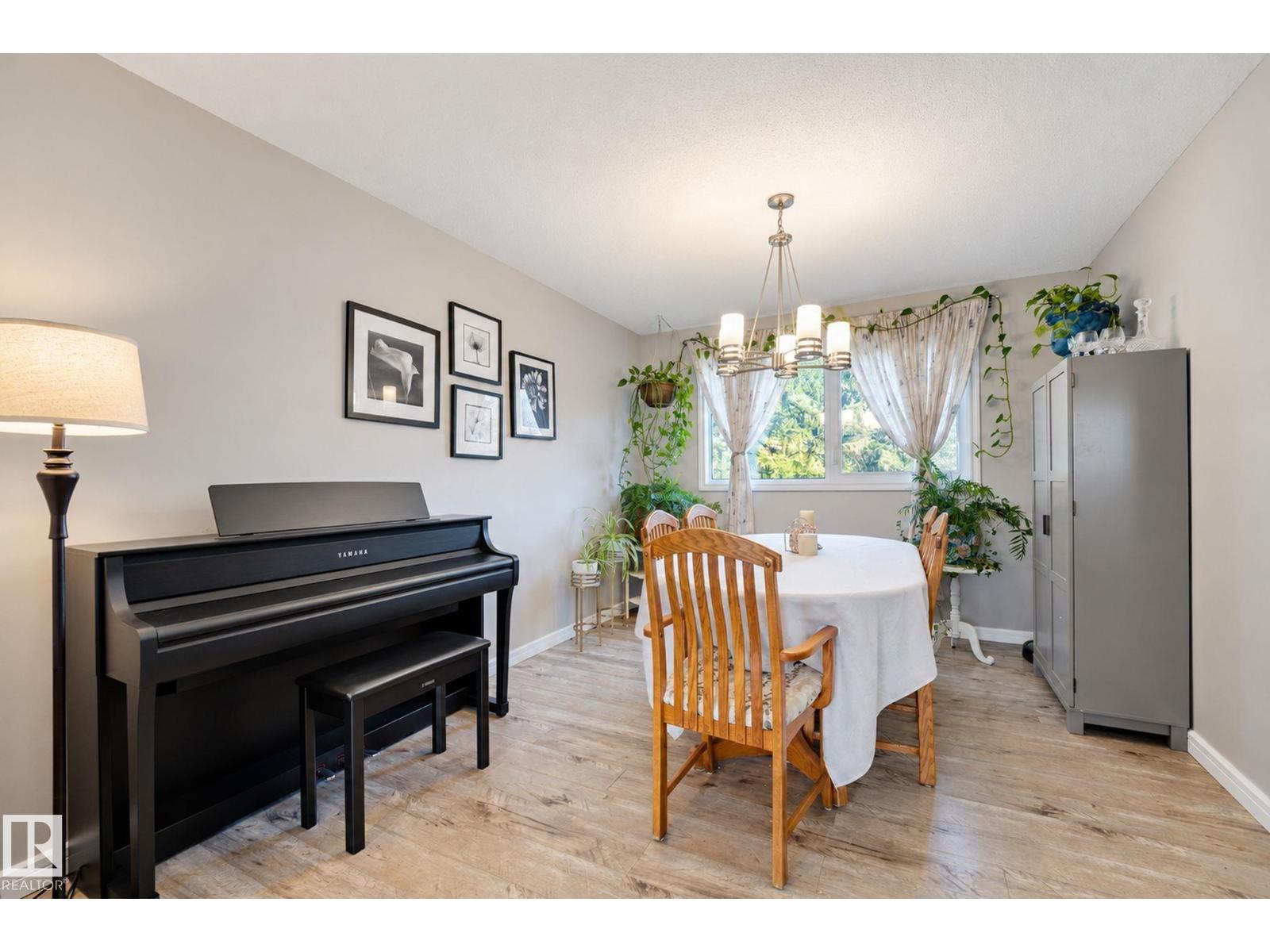 9 AKINS DR, St. Albert — photo 7