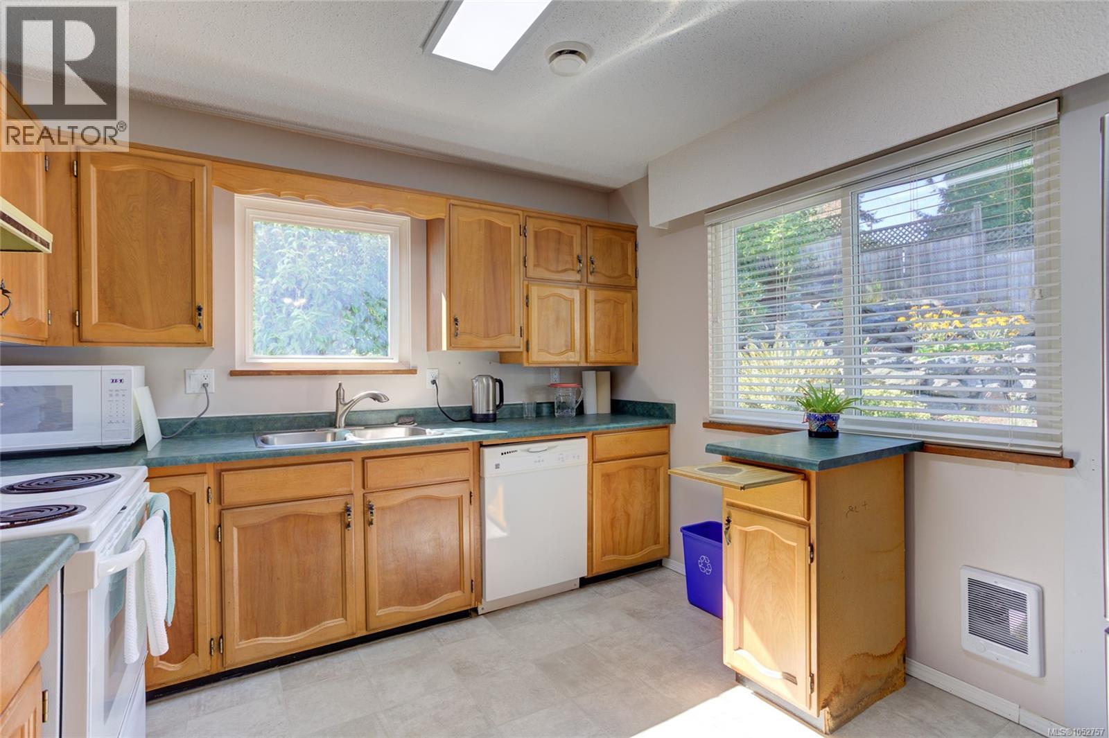 1837 Sandra Pl - 10