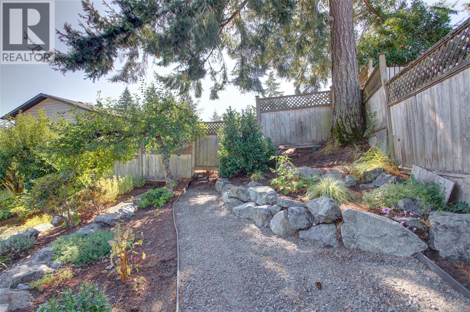 1837 Sandra Pl - 47