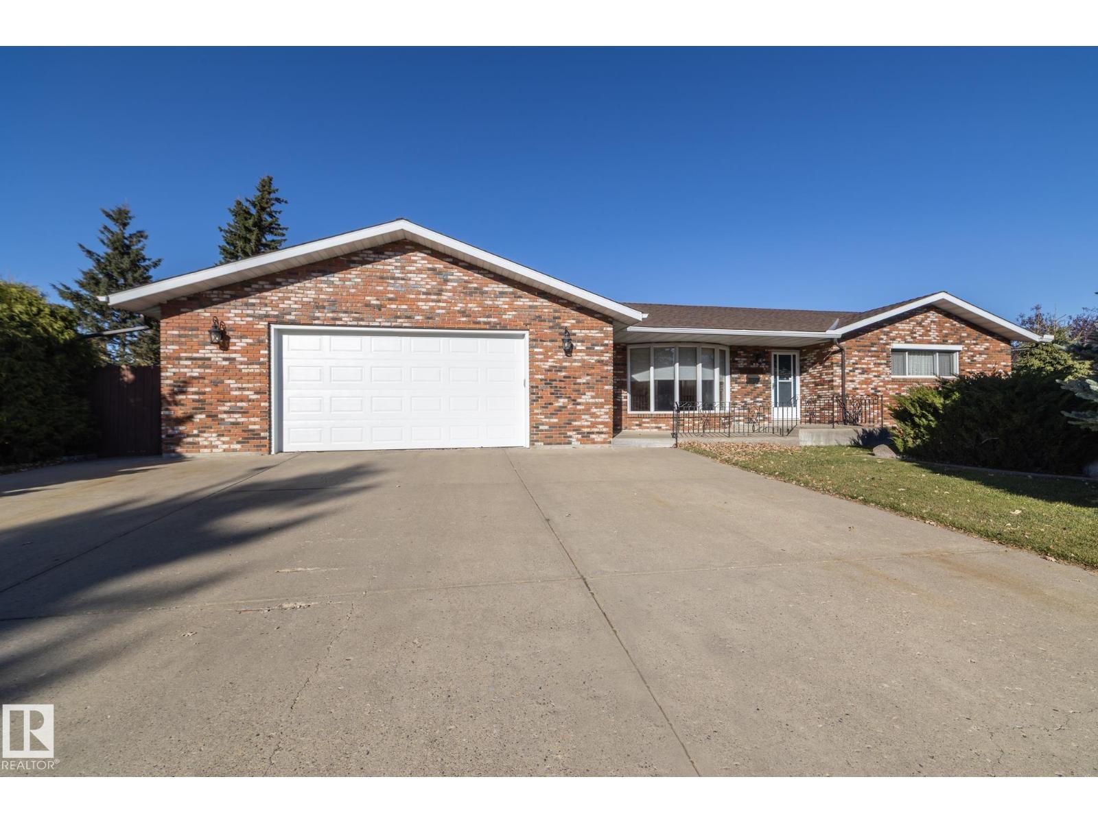 18412 82 AV NW, Edmonton — photo 8