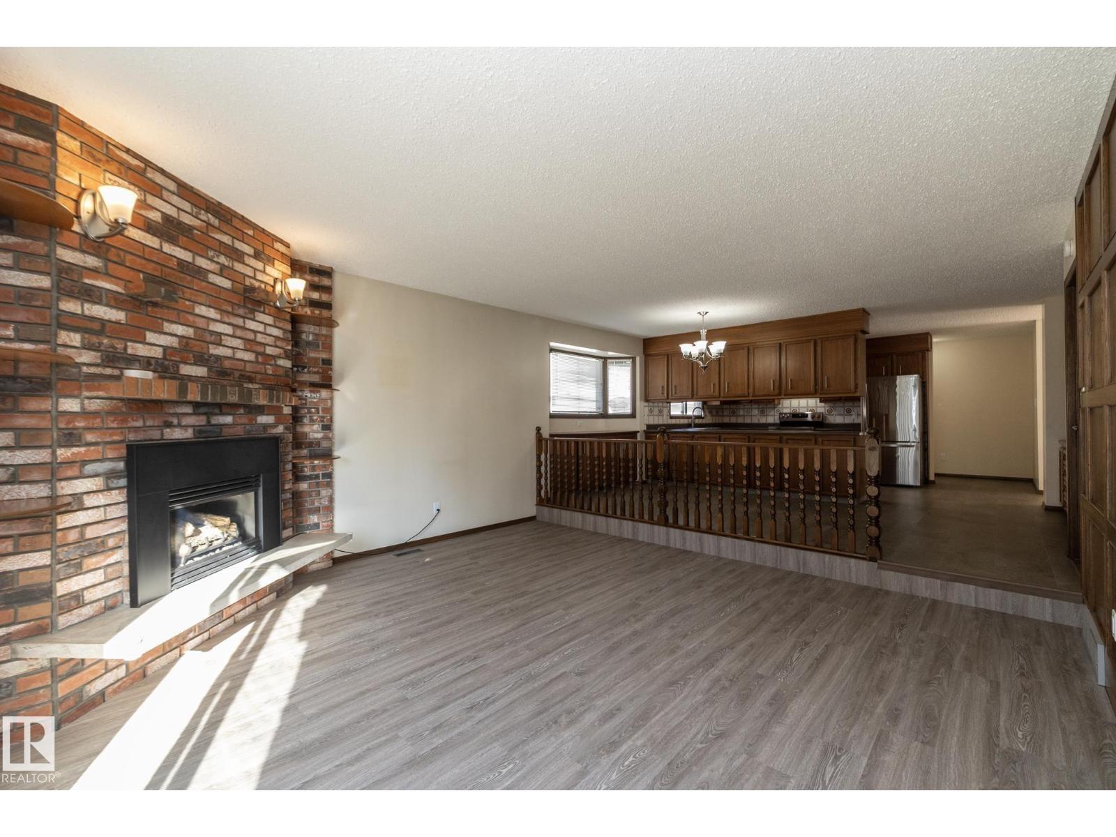 18412 82 AV NW, Edmonton — photo 28