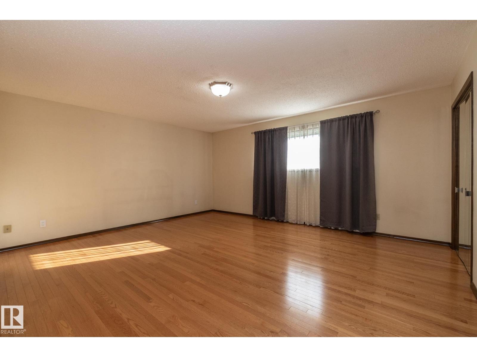 18412 82 AV NW, Edmonton — photo 36