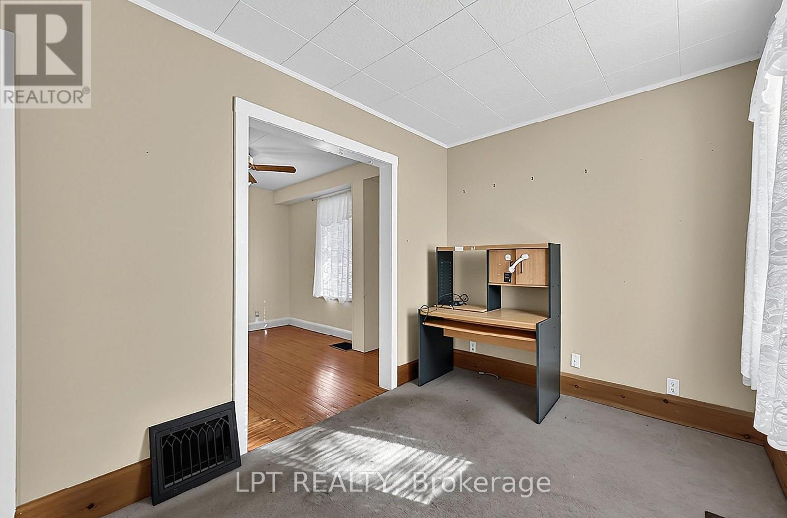 190 Winewood Avenue West, Gravenhurst), ON photo 11