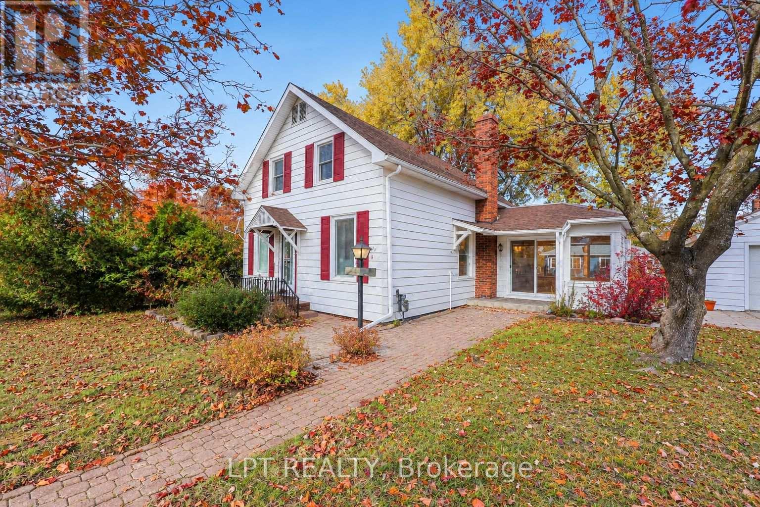 190 Winewood Avenue West, Gravenhurst), ON photo 2