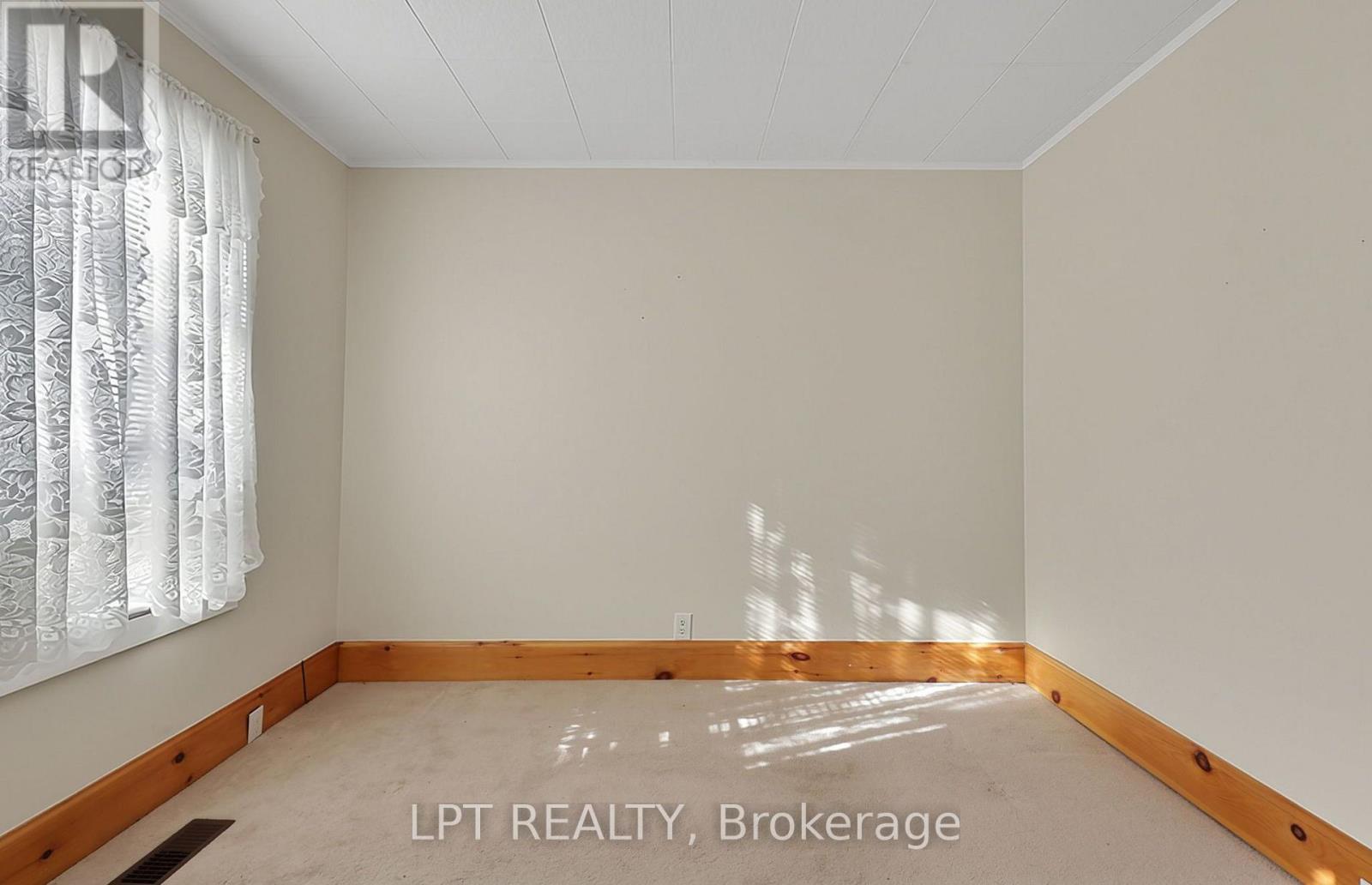 190 Winewood Avenue West, Gravenhurst), ON photo 9