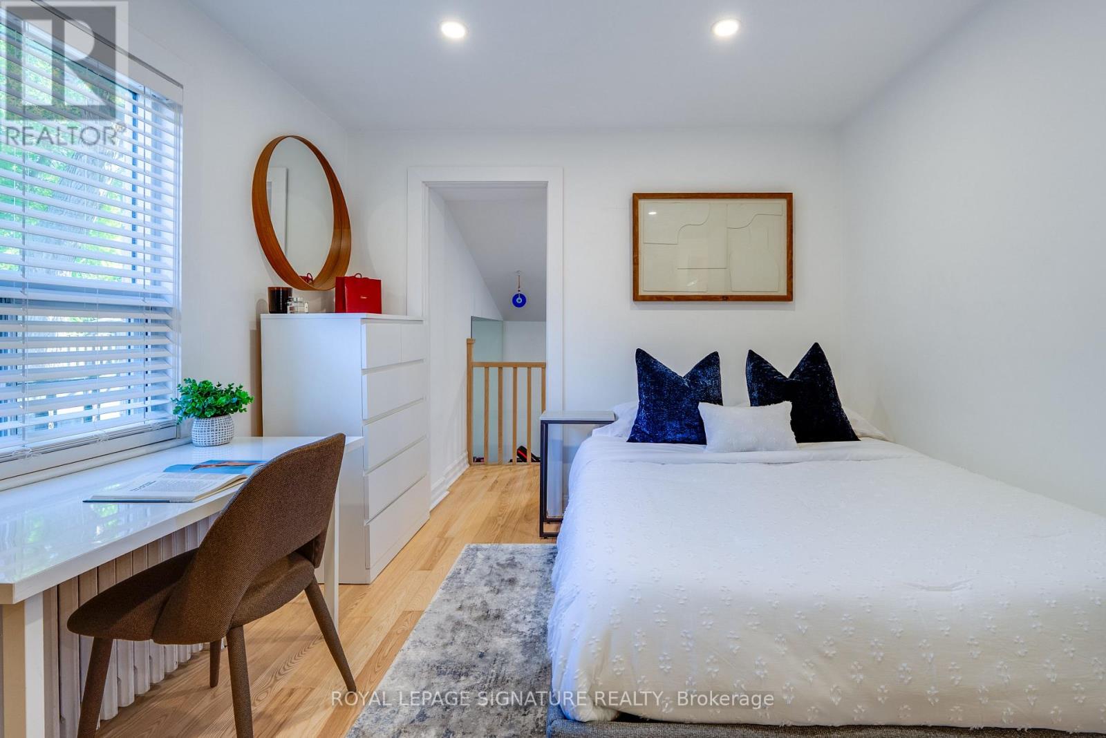 31 DAVIES CRESCENT - 10