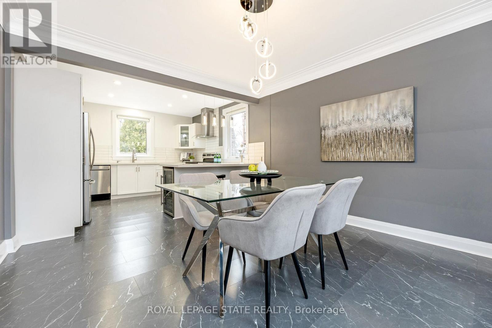 366 ABERDEEN AVENUE - 10