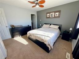 335 6th Avenue, Oakville, MB R0H0Y0 Photo 16