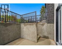 8518 33 Avenue Nw, Calgary, AB T3B1M1 Photo 33