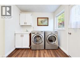 Laundry room - 13 Gateview Drive, Waterloo, ON N2T1A3 Photo 13