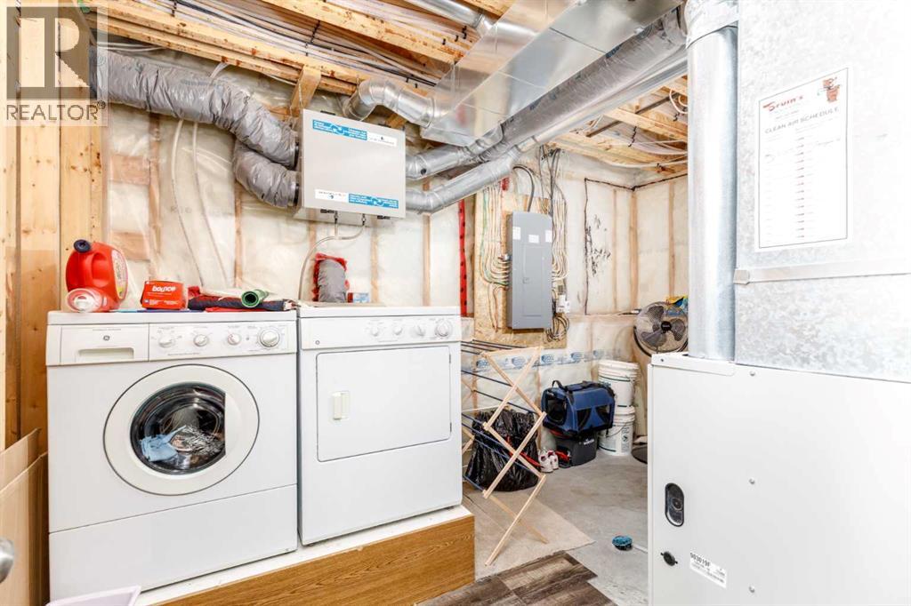 Listing photo – 44 Isaacson Crescent, Red Deer