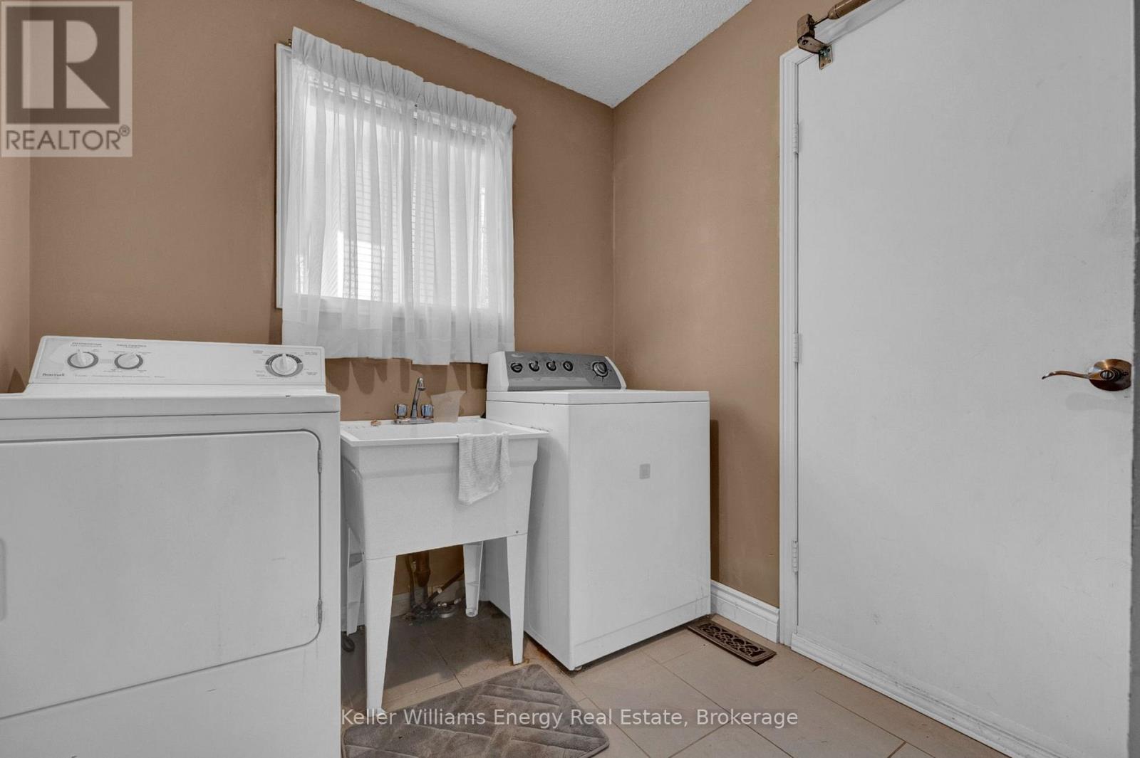 830 Saint Anne Court, Oshawa, ON photo 22