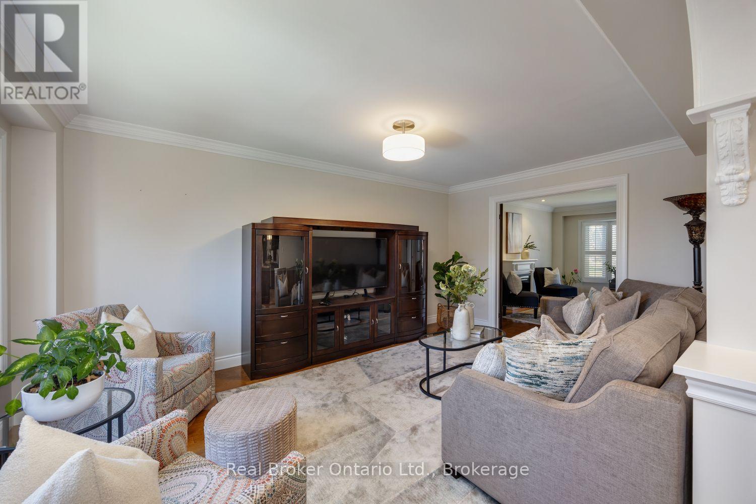 550 Crimson Court, Oshawa, ON photo 12