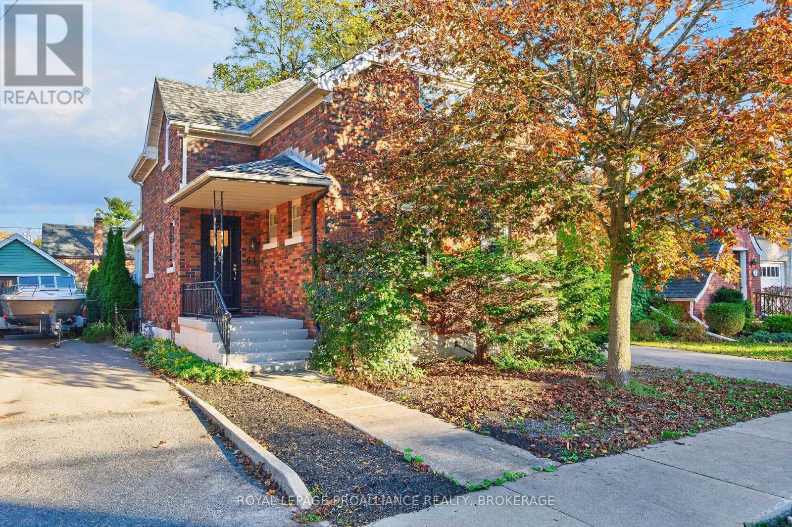 Detached at 61 TRAYMOOR STREET, Kingston (Central City East), ON