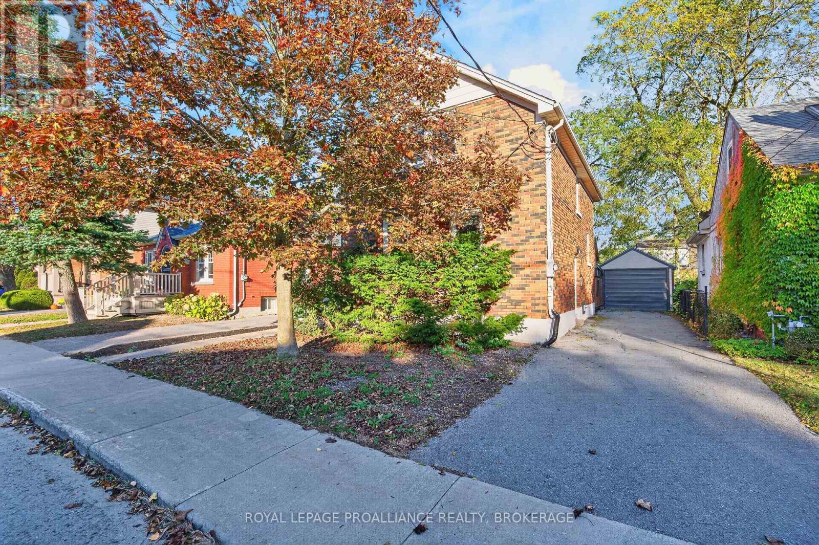 61 TRAYMOOR STREET, Kingston (Central City East), ON, photo 2