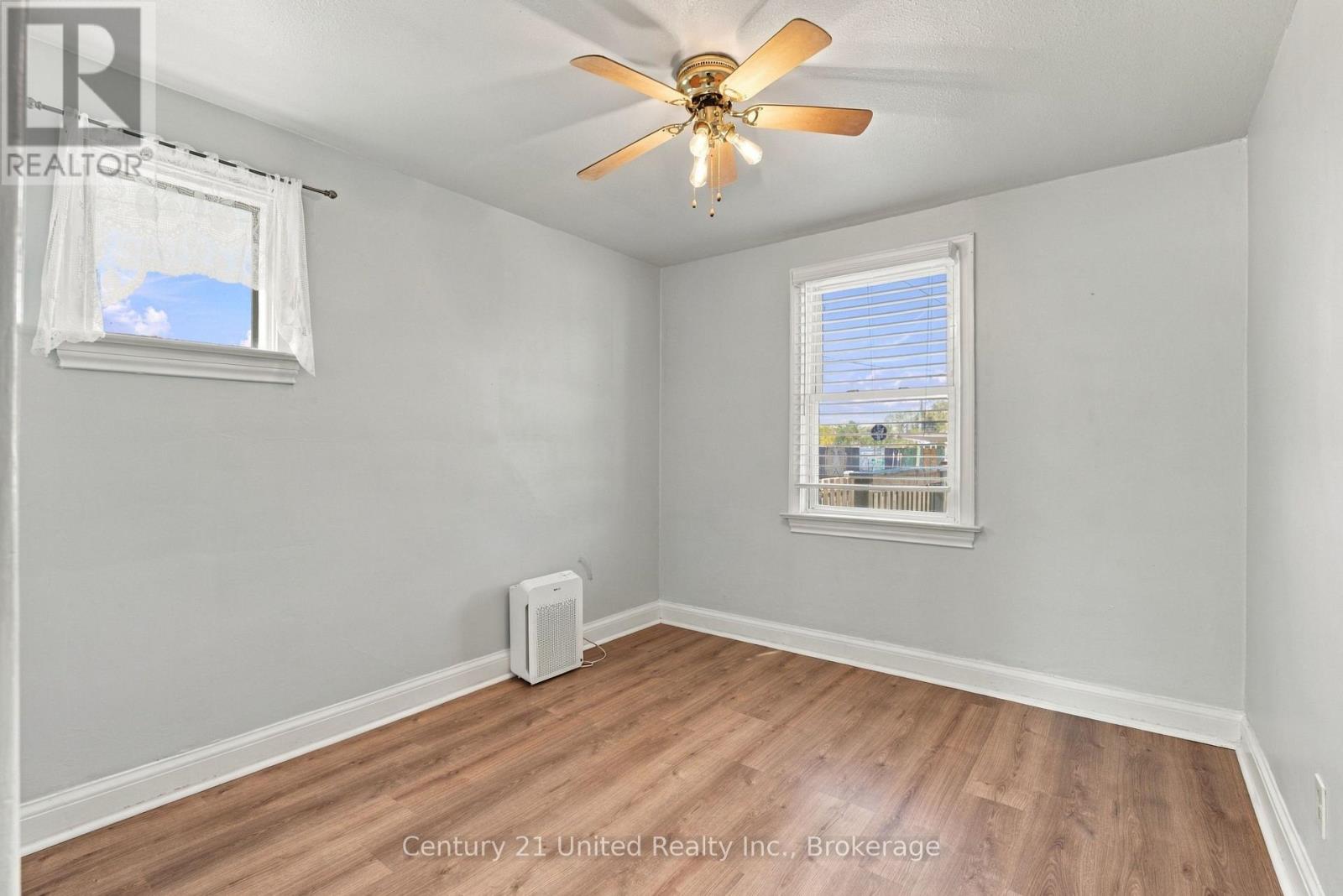 57 Sherwood Avenue, St. Catharines, ON photo 15