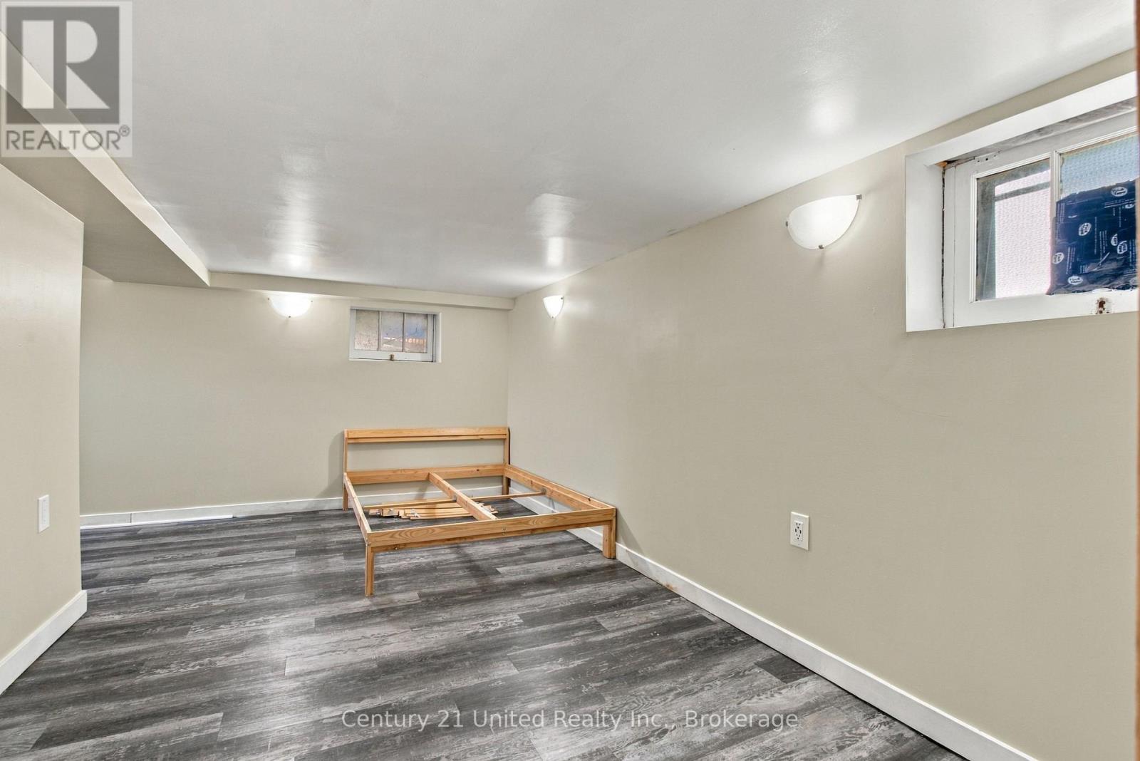 57 Sherwood Avenue, St. Catharines, ON photo 22
