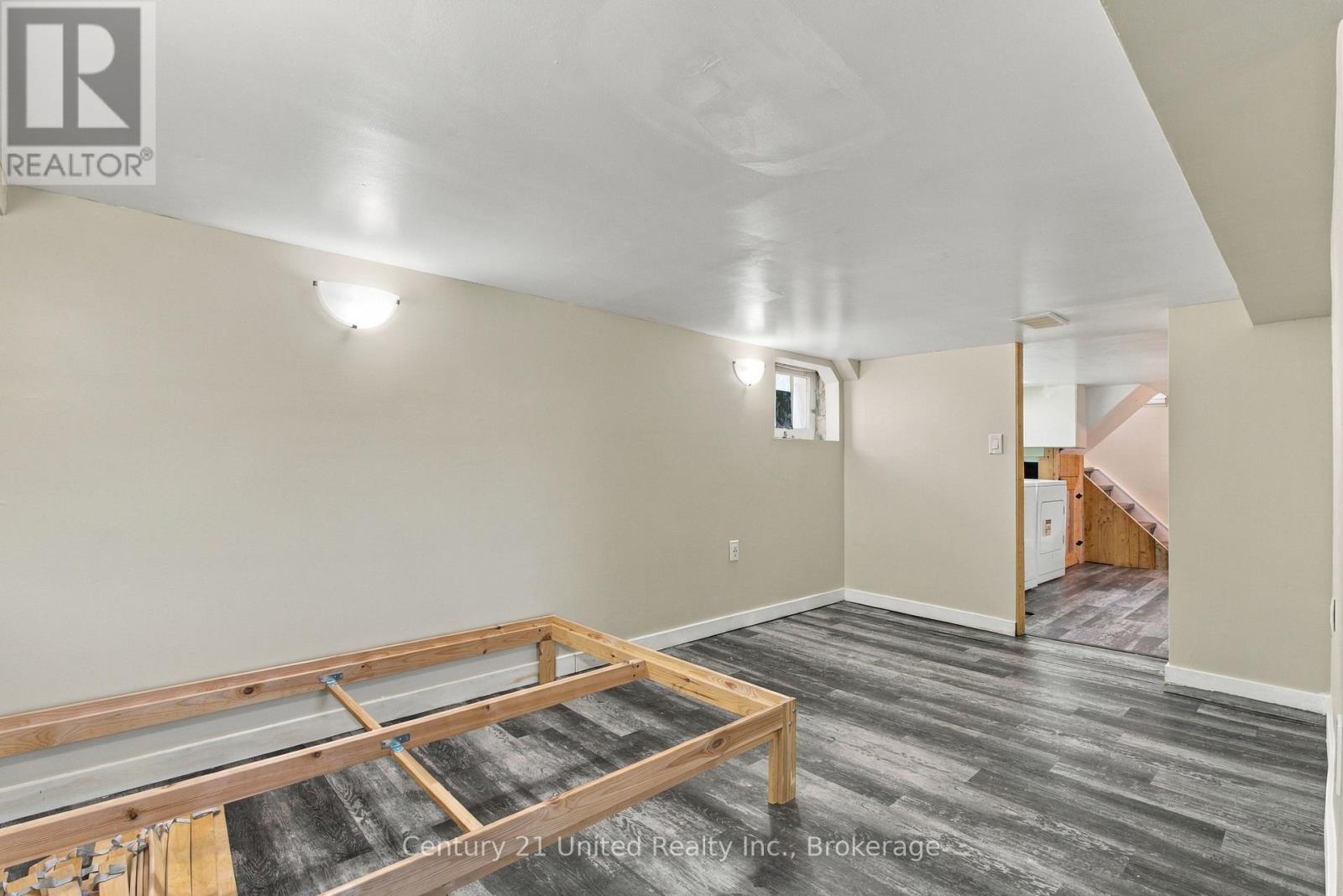 57 Sherwood Avenue, St. Catharines, ON photo 23