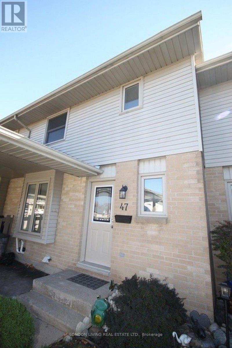 3 bedroom Single Family interior view, 47- 25 Erica Crescent, London South (South X), Ontario
