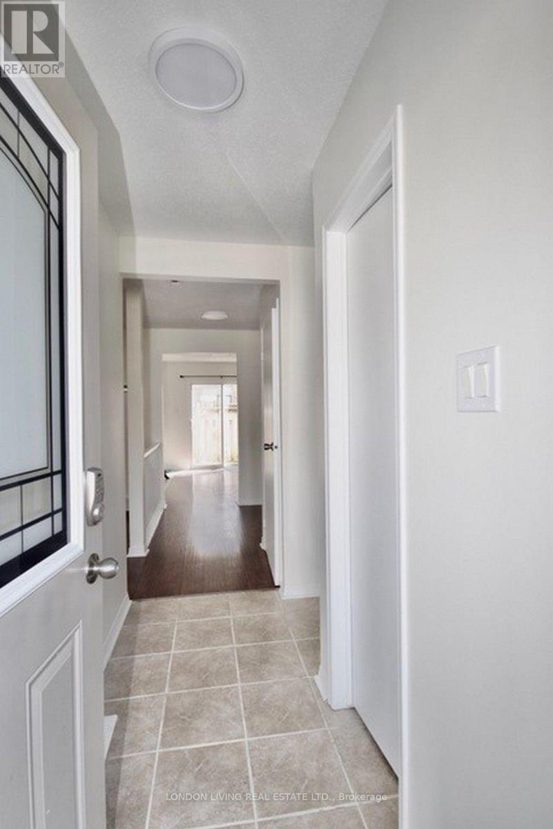 3 bedroom Single Family interior view, 47- 25 Erica Crescent, London South (South X), Ontario