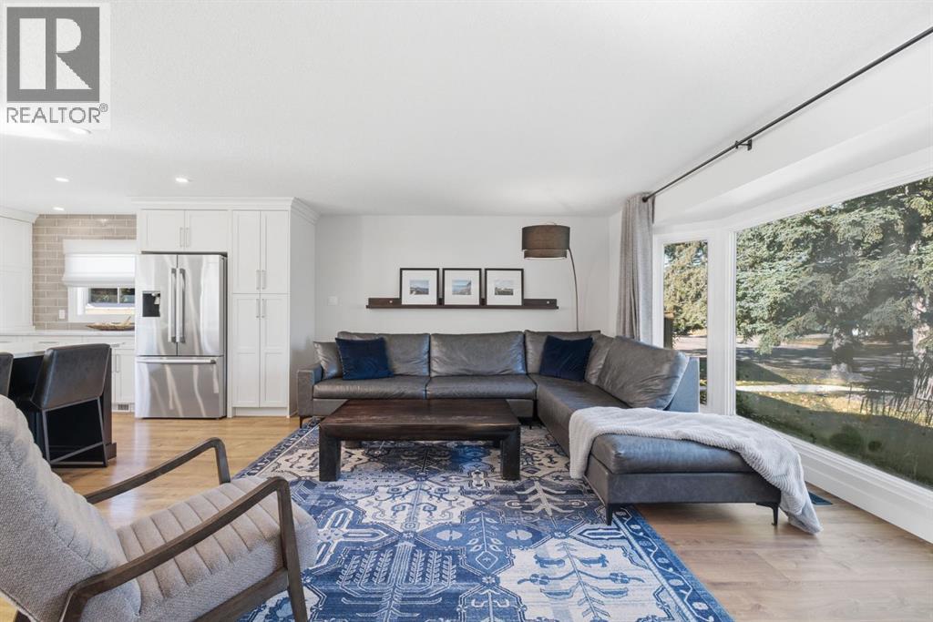 543 Willingdon Boulevard SE photo 11