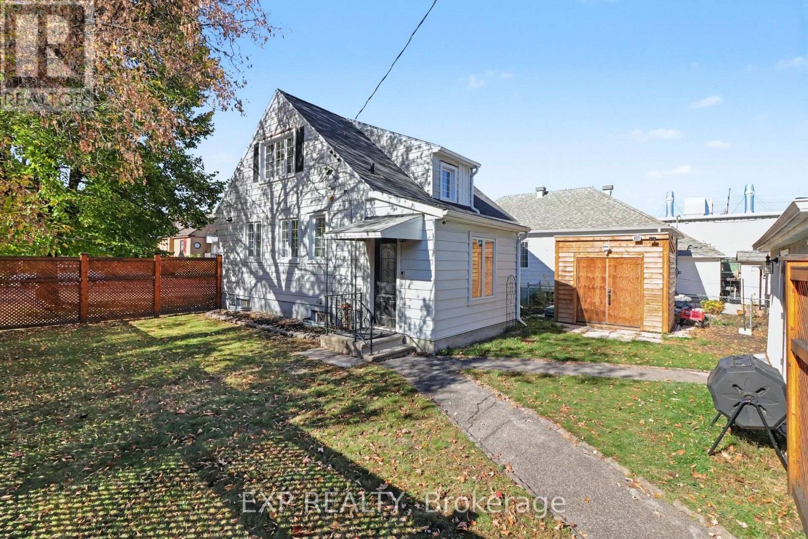 2 Bed, 1 Bath House for Sale in Ottawa – 377 ALLEN BOULEVARD, Ottawa – MLS# X14106438 - Image 28