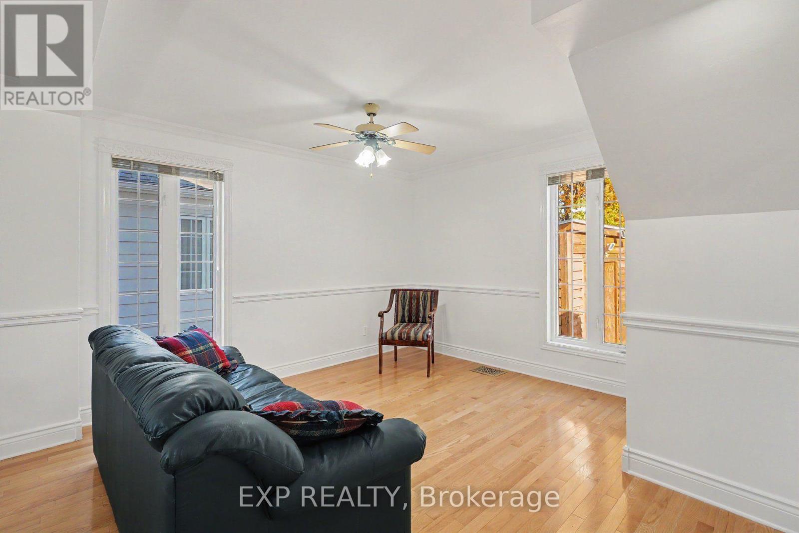2 Bed, 1 Bath House for Sale in Ottawa – 377 ALLEN BOULEVARD, Ottawa – MLS# X14106438 - Image 7