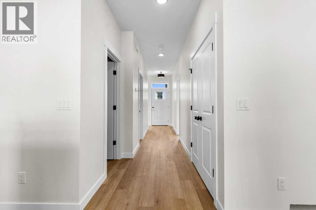 25 Ian Way, Sylvan Lake — photo 13