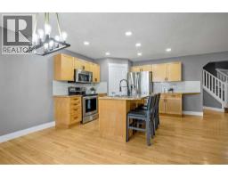 Primary Bedroom - 195 Cranwell Crescent Se, Calgary, AB T3M1G1 Photo 7