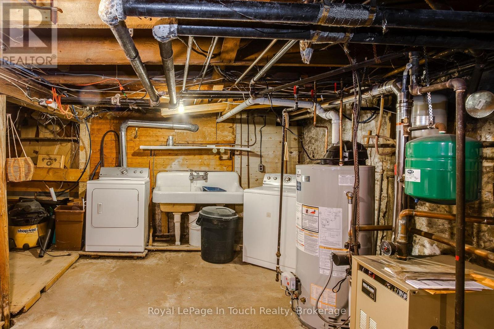 32 Maria Street, Penetanguishene photo 16