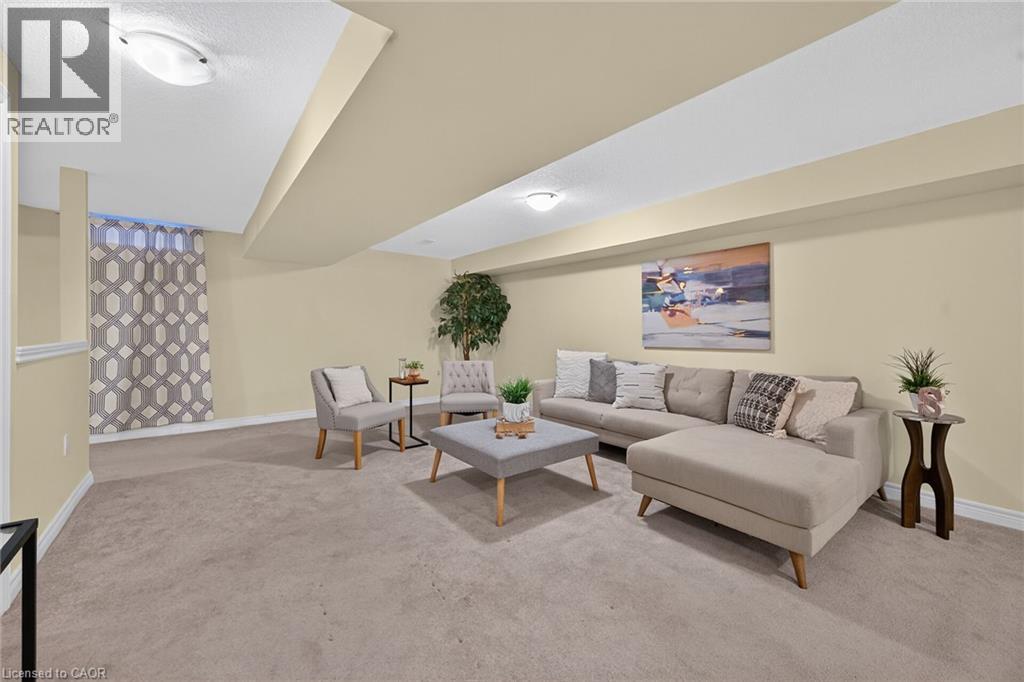 5 HILLGARTNER Lane - 28