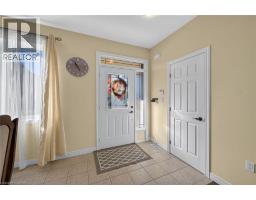 Family room - 5 Hillgartner Lane, Binbrook, ON L0R1C0 Photo 6