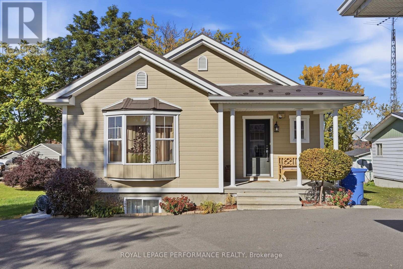 2204 BAY ROAD, Champlain — photo 2