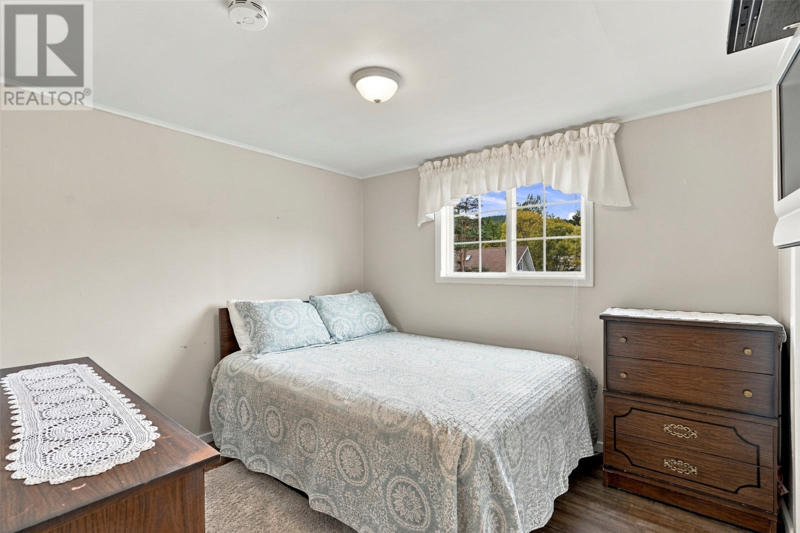 207 Main Road - 20