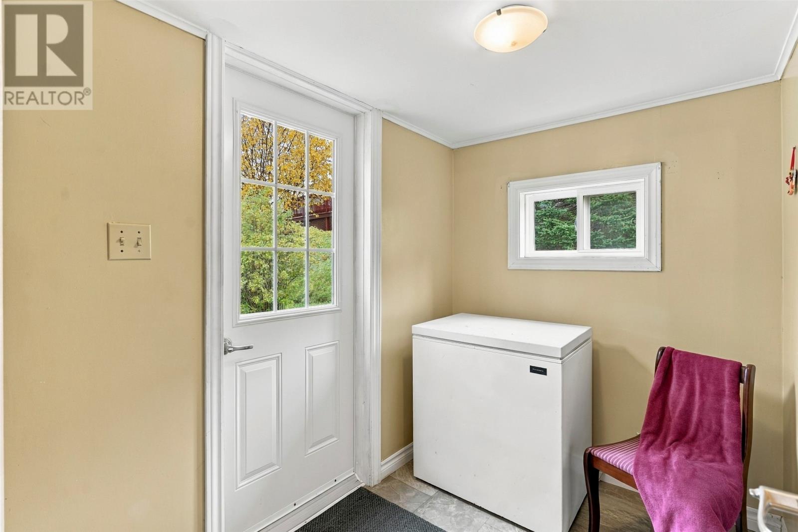 207 Main Road - 22