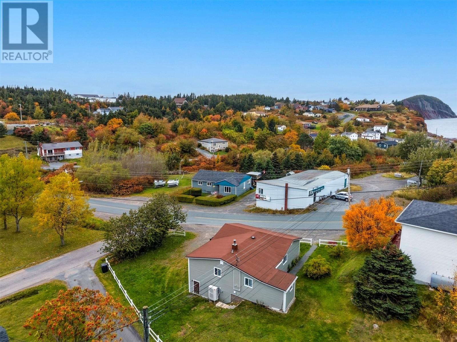 207 Main Road - 36