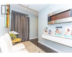390 Bloor Street W, Toronto, ON M5S1X4 Photo 13