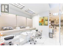 390 Bloor Street W, Toronto, ON M5S1X4 Photo 28