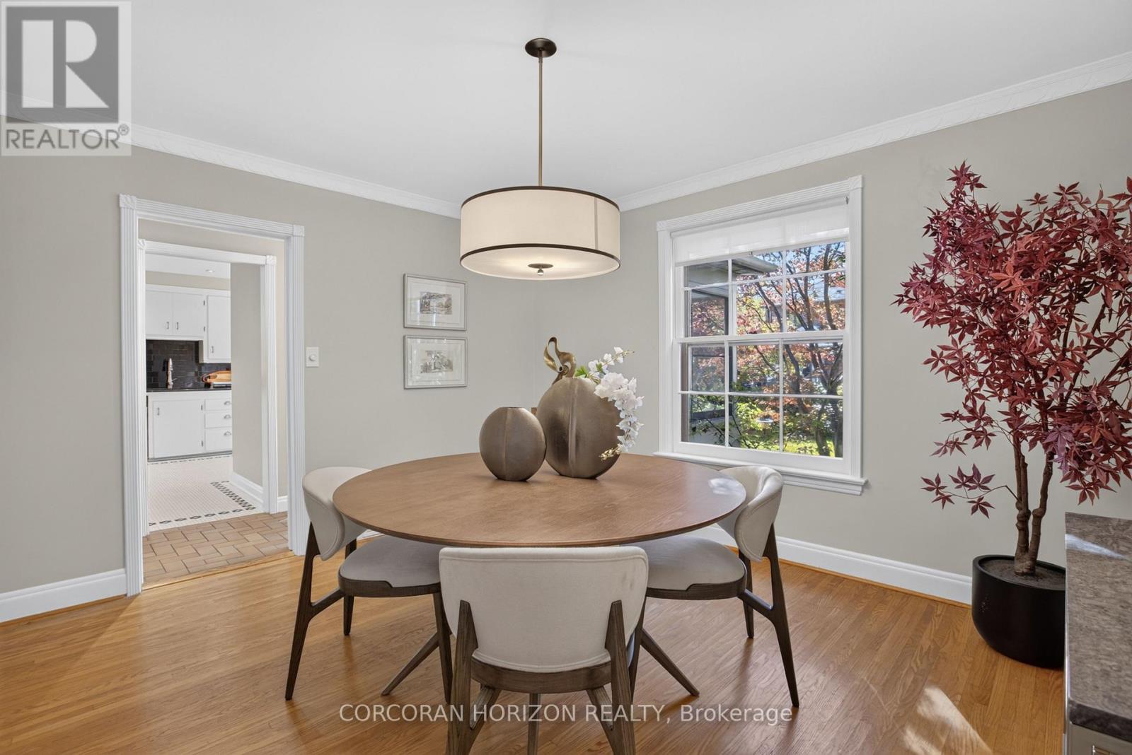 27 Armour Boulevard, Toronto, ON photo 14