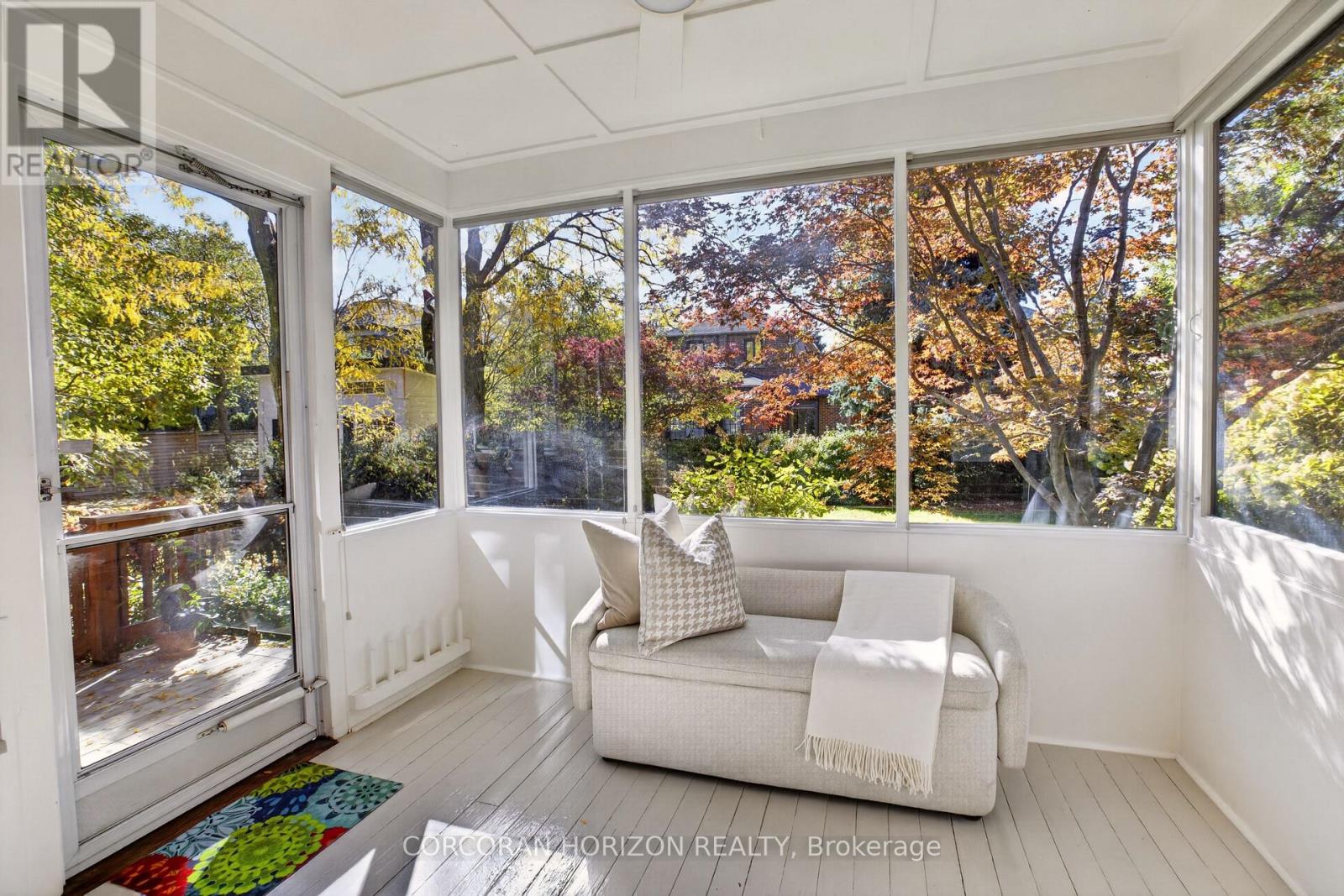 27 Armour Boulevard, Toronto, ON photo 21