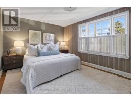 27 Armour Boulevard, Toronto, ON M5M3B9 Photo 22