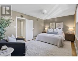 27 Armour Boulevard, Toronto, ON M5M3B9 Photo 23