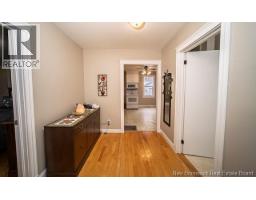 141 Claremont Drive, photo 10