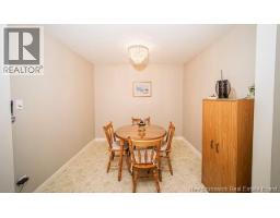 141 Claremont Drive, photo 9