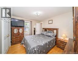 141 Claremont Drive, photo 15
