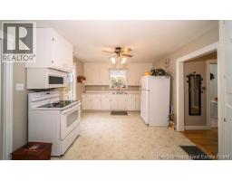 141 Claremont Drive, photo 4