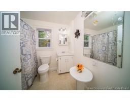 141 Claremont Drive, photo 17